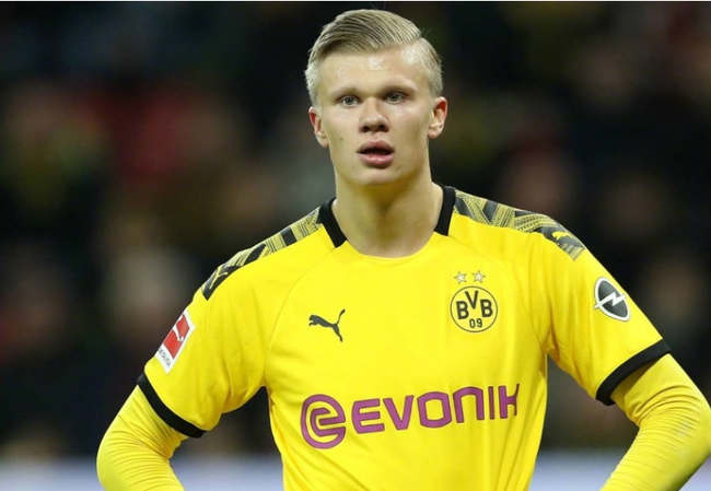 Steam热销榜《刺客信条：影》登顶 争议内容惊动日本首相