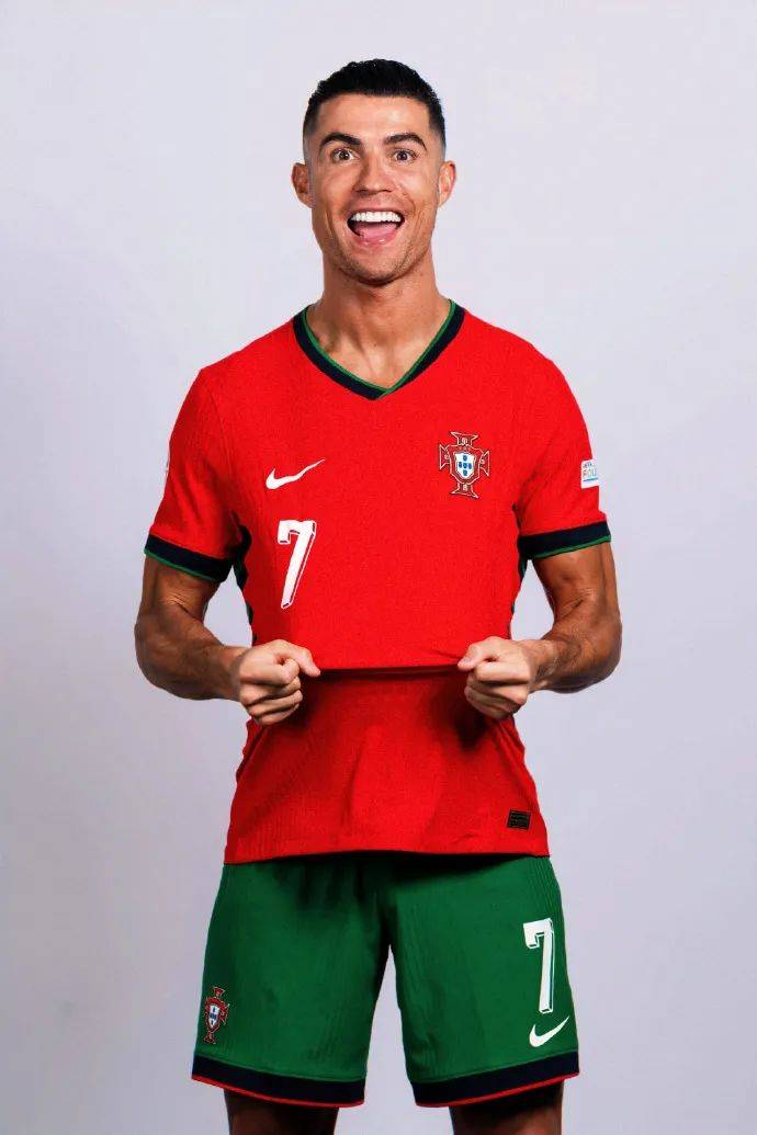 好评如潮《寻找伪人》销量突破85万 免费更新发布