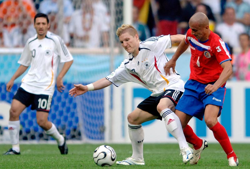 坎宁安27分 活塞力克骑士